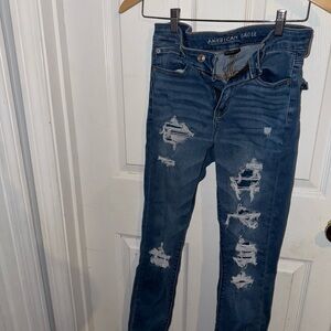 American Eagle Outfitters Women's Blue Distressed Jeans